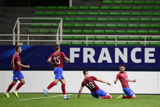 Sport Bilder des Tages Fußball, U21 Länderspiel, Frankreich - Tschechien Joie des joueurs de la Republique Tcheque apres le but de Daniel Soucek (Rep Tcheq) FOOTBALL : France espoirs vs Republique Tcheque - 09 09 2019 JBAutissier Panoramic 