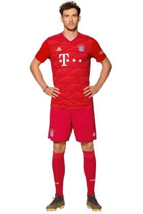 FUSSBALL 1. BUNDESLIGA SAISON 2019 2020 03.09.2018 Fototermin FC Bayern Muenchen: Leon Goretzka