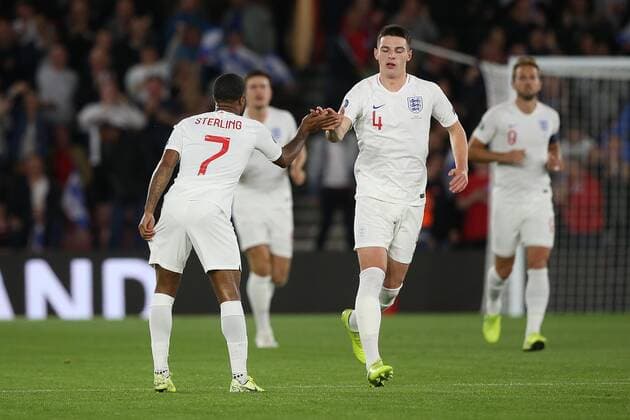Sport Bilder des Tages England v Kosovo UEFA EURO, EM, Europameisterschaft,Fussball 2020 Qualifiers Raheem Sterling of England celebrates scoring his sideÕs 1st goal with Declan Rice of England during the UEFA Euro 2020 Qualifiers match at the St Mary s Stadium, Southampton Content Not Available For UK Newspapers Copyright: xPaulxChestertonx FIL-13632-0007