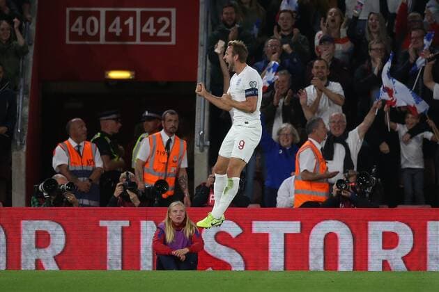 England v Kosovo UEFA EURO, EM, Europameisterschaft,Fussball 2020 Qualifiers Harry Kane of England celebrates scoring his side?s 2nd goal during the UEFA Euro 2020 Qualifiers match at the St Mary s Stadium, Southampton Content Not Available For UK Newspapers Copyright: xPaulxChestertonx FIL-13632-0027