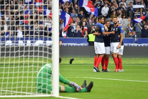 Fußball, EM Quali, Frankreich - Andorra FRANCE ANDORRA EURO 2020 Clement Lenglet 19 and the France team celebrate the second goal of the France-Andorra match, on September 10, 2019, at the Stade de France for the Euro 2020 qualifications.  JulienxMattiax xLexPictorium LePictorium_0213584
