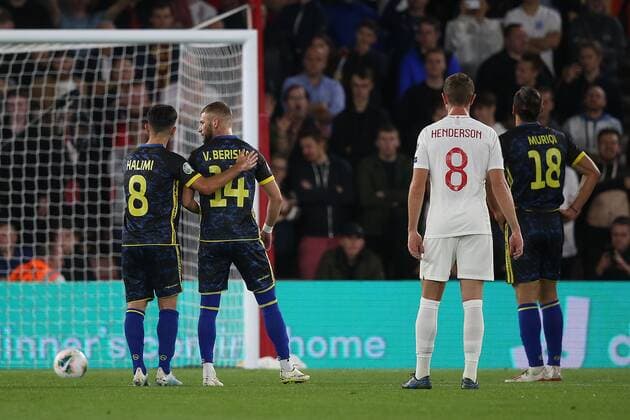 England v Kosovo UEFA EURO, EM, Europameisterschaft,Fussball 2020 Qualifiers Valon Berisha of Kosovo is visibly upset as he wants to take the penalty to complete his hat trick but Vedat Muriqi of Kosovo won t let him as he wants to take the kick himself during the UEFA Euro 2020 Qualifiers match at the St Mary s Stadium, Southampton Content Not Available For UK Newspapers Copyright: xPaulxChestertonx FIL-13632-0094