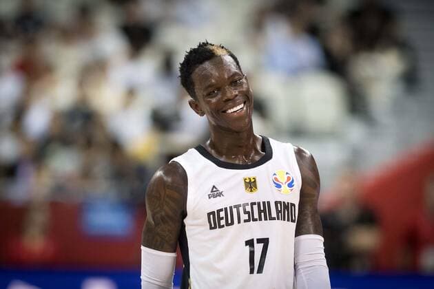Basketball Shanghai 09.09.2019 FIBA Basketball Weltmeisterschaften World Cup WM Weltmeisterschaft Deutschland (GER) - Kanada (CAN) Dennis Schröder Schroeder (Deutschland, No.17) Schröder Schroder