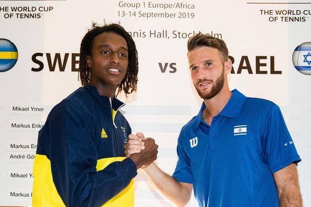 Tennis, DavisCup, Schweden - Israel, Ikea-Duell zur Auslosung 2019 Davis Cup Sweden v Israel 190912 Mikael Ymer (SWE) and Edan Leshem (ISR) during the draw ceremony on September 12, 2019 in Stockholm. Copyright: ANDREASxLxERIKSSON BB190912AE031