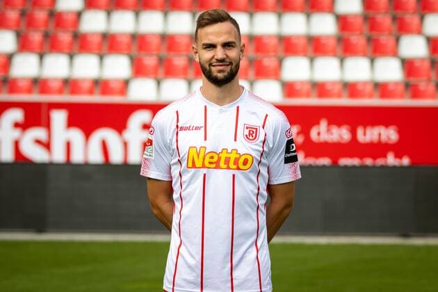 GER, Fussball, Herren, 2.BL, Saison 2019 2020, Porträttermin, 18.07.2019, SSV Jahn Regensburg Benedikt Gimber; SSV Jahn Regensburg; 2.BL, Porträttermin 2019 2020,