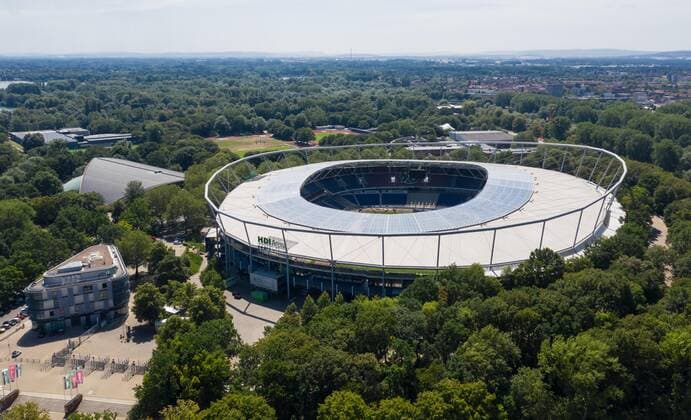 Hannover, 25.07.2019 : HDI-Arena Hannover 96 Stadion Niedersachsenstadion Drohnenfoto Luftaufnahme Hannover Niedersachsen Deutschland