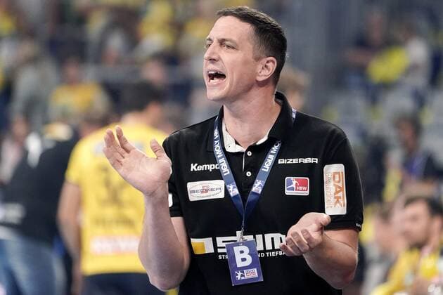 Jens Bürkle (Trainer, Cheftrainer, HBW), gibt Anweisungen, gestikuliert, mit den Armen gestikulieren, gives instructions, gesticulate, Einzelbild, Aktion, Action, 12.09.2019, Mannheim, Handball, Bundesliga, Rhein-Neckar Löwen - HBW Balingen-Weilstetten