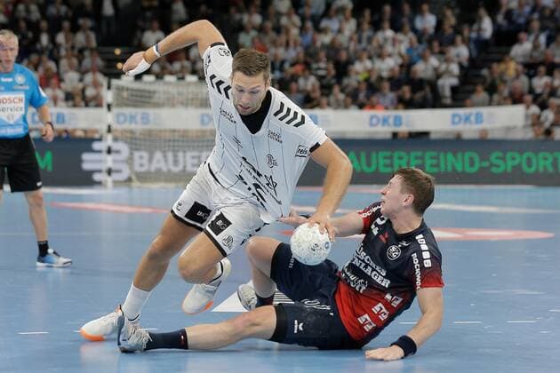 1.Handball Bundesliga THW Kiel - Flensburg Handewitt, Kiel, 12.9.2019 Harald Reinkind ( Kiel, 6 ) im Zweikampf gegen Göran Johannessen ( Flensburg , 23 ). Copyright: xBEAUTIFULxSPORTS DRPx