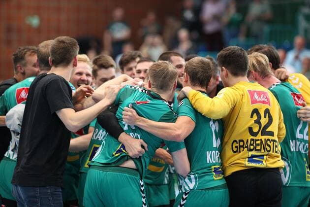 Siegesjubel bei TSV GWD Minden GER, Handball, 1. Bundesliga, TSV GWD Minden gegen Die Eulen Ludwigshafen, 12.09.2019 Minden Copyright: xEIBNER JanxStrohdiekx EP_JSK