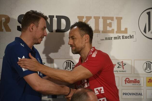 THW-Trainer Filip Jicha und SG-Trainer Maik Machulla. Foto Lühn, Handball-Bundesliga, Liqui-Moly-HBL, Männer, 5. Spieltag, THW Kiel vs SG Flensburg-Handewitt, 12.09.19 Kiel Sparkassen Arena Schleswig-Holstein Germany