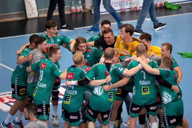 Minden, Deutschland 12.09.2019: 1. Handball-Bundesliga - 2019 2020 - GWD Minden vs. Die Eulen Ludwigshafen Schlussjubel (Minden) Minden Nordrhein-Westfalen Deutschland Kampa Halle