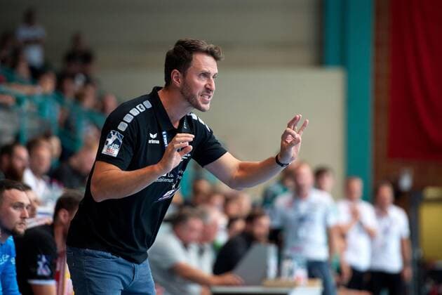 Minden, Deutschland 12.09.2019: 1. Handball-Bundesliga - 2019 2020 - GWD Minden vs. Die Eulen Ludwigshafen Ben Matschke (Trainer Ludwigshafen) Minden Nordrhein-Westfalen Deutschland Kampa Halle