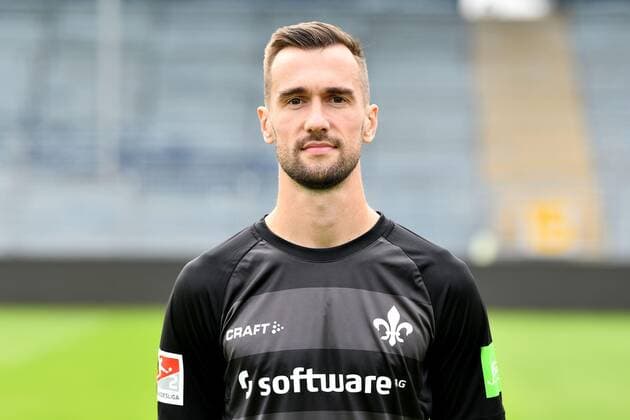 13.09.2019, xfux, Fussball 2.Bundesliga, SV Darmstadt 98, 2.BL, Porträttermin 2019 2020, Mannschaftsfoto Fototermin, emonline, emspor, deloka, v.l. Igor Berezovskyi Berezovsky Beresovski; (SV Darmstadt 98 Darmstadt