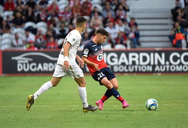 Fußball, OSC Lille - SCO Angers Jeremy Pied ( LOSC ) - Rayan Ait Nouri( Angers ) FOOTBALL : Lille OSC vs Angers SCO - Ligue 1 - Lille - 13 09 2019 FedericoPestellini Panoramic 
