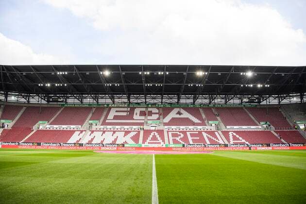 Fußball, Stadiongeschichte FC Augsburg 14.09.2019, xkvx, Fussball 1.Bundesliga, FC Augsburg - Eintracht Frankfurt emspor, v.l. Stadionansicht Ansicht Arena Stadion Innenraum Innen Innenansicht Rasen Tribuene (DFL DFB REGULATIONS PROHIBIT ANY USE OF PHOTOGRAPHS as IMAGE SEQUENCES and or QUASI-VIDEO) Augsburg