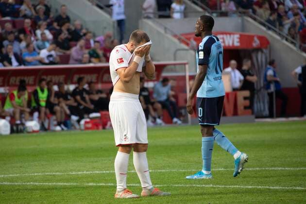 1. FC Köln - Borussia Mönchengladbach 1. Fussball Bundesliga Saison 2019 2020 RheinEnergie Stadion Koeln Deutschland Datum: 14.09.2019 Rafael Czichos (1. FC Köln) DFL regulations prohibit any use of photographs as image sequences and or quasi-video. *** 1 FC Cologne Borussia Mönchengladbach 1 football Bundesliga season 2019 2020 RheinEnergie stadium Cologne Germany date 14 09 2019 Rafael Czichos 1 FC Cologne DFL regulations prohibit any use of photographs as image sequences and or quasi video