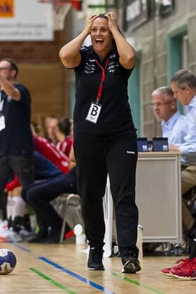 Bietigheim, Deutschland 14. September 2019: HBF - 19 20 - SG BBM Bietigheim vs. HSG Bad Wildungen Vipers Trainerin Tessa Bremmer (Bad Wildungen) Bietigheim-Bissingen Halle am Viadukt Baden-Württemberg Deutschland