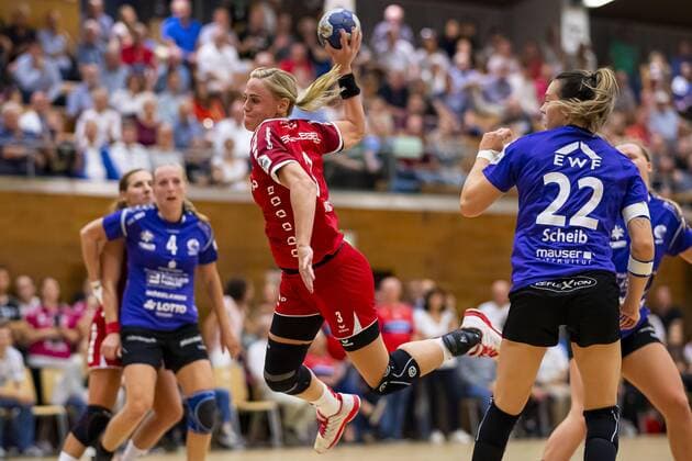 Bietigheim, Deutschland 14. September 2019: HBF - 19 20 - SG BBM Bietigheim vs. HSG Bad Wildungen Vipers Maura Visser (Bietigheim), Daniela Gustin (Bietigheim) Bietigheim-Bissingen Halle am Viadukt Baden-Württemberg Deutschland