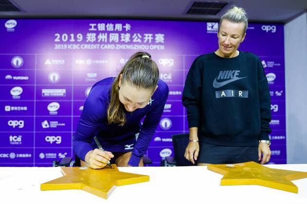 ZHENGZHOU, CHINA - SEPTEMBER 15: Nicole Melichar of United States and Kveta Peschke of Czech Republic attend a press conference, PK, Pressekonferenz after winning the doubles final match against Yanina Wickmayer of Belgium and Tamara Zidansek of Slovenia on day seven of Zhengzhou Open 2019 at Zhongyuan Tennis Training Base Management Center on September 15, 2019 in Zhengzhou, Henan Province of China.  Copyright: xVCGx CFP111249287308 