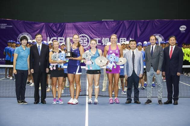 ZHENGZHOU, CHINA - SEPTEMBER 15: Nicole Melichar (4th L) of United States and Kveta Peschke (3rd L) of Czech Republic pose with the championship trophy while Yanina Wickmayer (4th R) of Belgium and Tamara Zidansek (C) of Slovenia pose with runner-up trophies after the doubles final match on day seven of Zhengzhou Open 2019 at Zhongyuan Tennis Training Base Management Center on September 15, 2019 in Zhengzhou, Henan Province of China.  Copyright: xVCGx CFP111249283462 