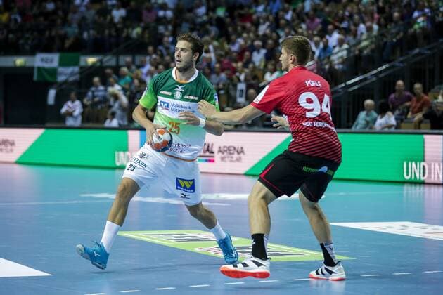 Deutschland,Wetzlar, Rittal-Arena, 15.09.2019, Handball,1. Liqui Moly HBL Bundesliga, 5.Spieltag, HSG Wetzlar - HSG Nordhorn-Lingen Bild: v.li.Olle Forsell-Schefvert (HSG Wetzlar, 25),Georg Poehle (Nordhorn-Lingen, 94) Copyright: HMBxMedia ThomasxJäger