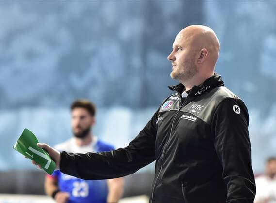 15.09.2019 - Handball - 1. Bundesliga DKB HBL - Saison 2019 2020 - 05. Spieltag: HC Erlangen Metropolregion Nürnberg HCE - TBV Lemgo Lippe - OGo - Adalsteinn Eyjolfsson (Trainer HC Erlangen HCE )