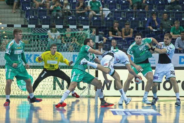 SC DHfK Leipzig vs. FA Goeppingen, Liqui Moly HBL, 15.09.19 Handball, 1. Bundesliga, Saison 2019 2020, 5. Spieltag: SC DHfK Leipzig vs. FRISCH AUF Goeppingen am 15.09.19 in der Arena Leipzig. Im Bild: von links: Franz SEMPER ( 3, SC DHfK Leipzig), Torwart Joel BIRLEHM ( 35, SC DHfK Leipzig), Bastian ROSCHECK ( 19, SC DHfK Leipzig), Sebastian HEYMANN ( 10, FA Goeppingen), Marko MAMIC ( 22, SC DHfK Leipzig), Kresimir KOZINA ( 44, FA Goeppingen) Copyright: xBEAUTIFULxSPORTS JanxKaeferx