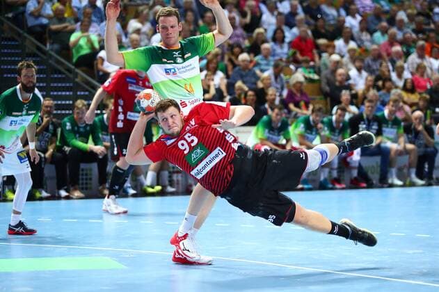 Torwurf von Dominik Kalafut (Nordhorn) HSG Wetzlar vs HSG Nordhorn, Handball, 1. Liga, 15.09.2019 HSG Wetzlar vs HSG Nordhorn, Handball, 1. Liga, 15.09.2019 Wetzlar Copyright: xWeissx Eibner-Pressefotox EP_rws