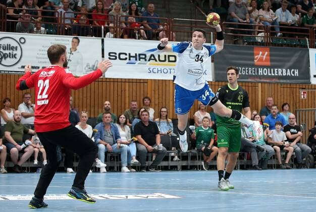 v.li.: Max Brustmann (DJK Rimpar Wölfe), Jakub Sterba (TSV Bayer Dormagen), Benedikt Brielmeier (DJK Rimpar Wölfe), 15.09.2019, Würzburg (Deutschland), Liqui Moli 2. Handball-Bundesliga, DJK Rimpar Wölfe - TSV Bayer Dormagen