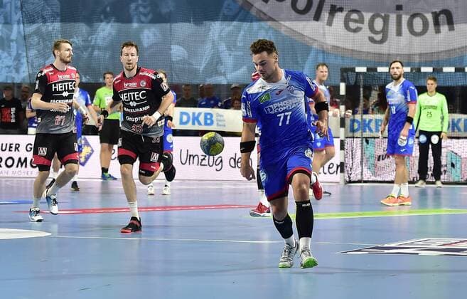 15.09.2019 - Handball - 1. Bundesliga DKB HBL - Saison 2019 2020 - 05. Spieltag: HC Erlangen Metropolregion Nürnberg HCE - TBV Lemgo Lippe - OGo - Nikolai Link (33, HC Erlangen HCE ) Dani Baijens (77, TBV Lemgo )