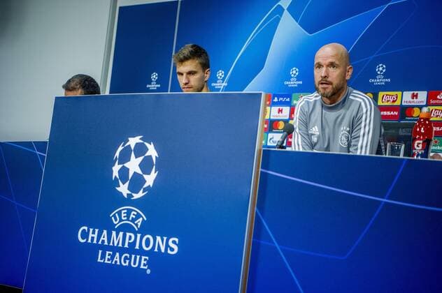 16-09-2019 VOETBAL: TRAINING EN PERSCONFERENTIE AJAX: AMSTERDAM Erik ten Hag, trainer Ajax Foto: SCS Michel Utrecht xVIxVIxImagesx xSoenarxChamidxsportfotografiexIVx 202104455
