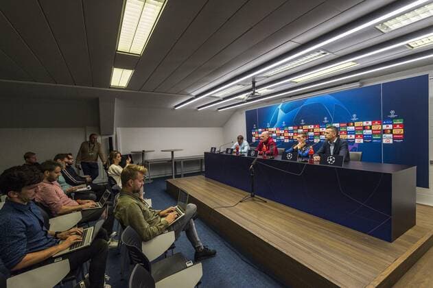 Fußball, CL, FC Brügge Pressekonferenz Bruges, september 17, Philippe Clement Belgium, pregame presse conference for the champions league Club Bruges vs Galatasaray. Pictured in the Jan Breydelstadion on september 17 Belgium. (picture by Florian Van Eenoo photo news) FOOTBALL : Club Bruges - Conference de presse - Ligue des Champions - 17 09 2019 PhotoNews Panoramic 