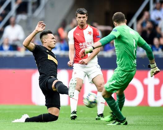 Fußball, CL, Inter Mailand - Slavia Prag Db Milano 17 09 2019 - Champions League Inter-Sk Slavia Praga foto Daniele Buffa Image nella foto: Ondrej Kolar-Lautaro Martinez 
