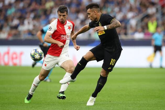 Fußball, CL, Inter Mailand - Slavia Prag Lautaro Martinez of Inter and Ondrej Kudela of Slavia Prague during the UEFA Champions League match at the San Siro, Milan. Picture date: 17th September 2019. Picture credit should read: Jonathan Moscrop Sportimage EDITORIAL USE ONLY. No use with unauthorised audio, video, data, fixture lists, club league logos or live services. Online in-match use limited to 120 images, no video emulation. No use in betting, games or single club league player publications. SPI-0207-0003