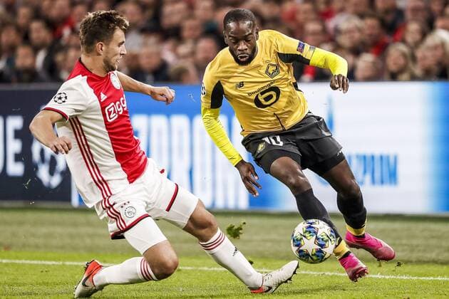Fußball, CL, Ajax Amsterdam - OSC Lille AMSTERDAM, 17-09-2019 JohanCruyff Arena , Champions League Football season 2019 2020 . Ajax player Joel Veltman, Lille player Jonathan Ikone during the match Ajax - Lille. Ajax - Lille  x4498197x Copyright: