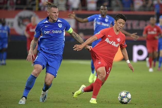 Genk s Sebastien Dewaest and Salzburg s Hwang Hee-chan fight for the ball during a game between Austrian club RB Salzburg and Belgian RC Genk, Tuesday 17 September 2019 in Salzburg, Austria, first match in the group stage of the UEFA Champions League. YORICKxJANSENS  x05665964x