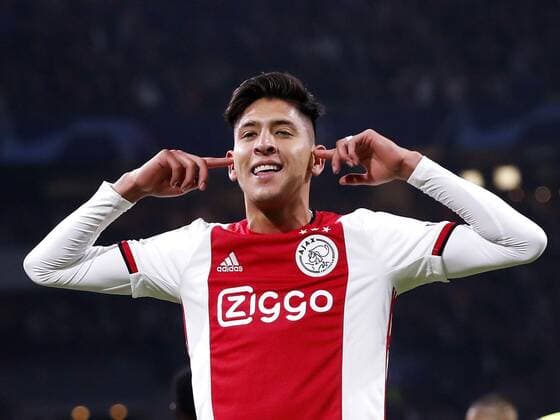 Edson Alvarez of Ajax during the UEFA Champions League group H match between Ajax Amsterdam and Lille OSC at the Johan Cruijff Arena on September 17, 2019 in Amsterdam, The Netherlands UEFA Champions League 2019 2020 xVIxVIxImagesx xMauricexvanxSteenxIVx 202152130