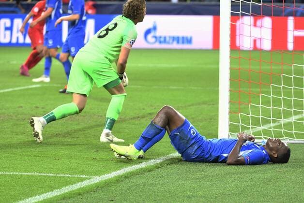 Gaetan Coucke goalkeeper of Genk and Jhon Lucumi defender of Genk disappointed after loosing the game FOOTBALL : RB Salzbourg vs Racing Genk - UEFA Ligue des Champions - Salzbourg - 17 09 2019 PhotoNews Panoramic 
