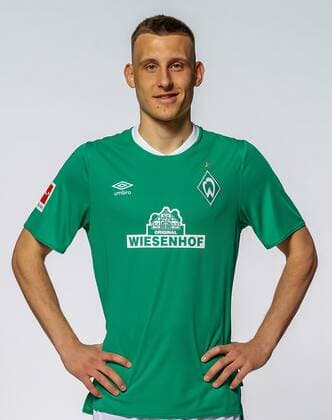 Portraittermin Werder Bremen 2019 2010 16.04.2019, wohninvest Weserstadion, Bremen, Portraittermin Werder Bremen 2019 2010, im Bild Maximilian Eggestein (Werder Bremen 35) 1.BL Porträttermin 2019 2020,