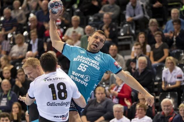 SG Flensburg-Handewitt vs Elverum Handball, Handball, EHF Champions League Gruppenphase, 18.09.19 Michel Jurecki (SG Flensburg-Handewitt, 55) gegen Jonas Burud (Elverum Handball, 18) Copyright: xBEAUTIFULxSPORTS MarioxM.xKobergx