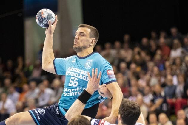 SG Flensburg-Handewitt vs Elverum Handball, Handball, EHF Champions League Gruppenphase, 18.09.19 Michel Jurecki (SG Flensburg-Handewitt, 55) gegen Jonas Burud (Elverum Handball, 18) Copyright: xBEAUTIFULxSPORTS MarioxM.xKobergx