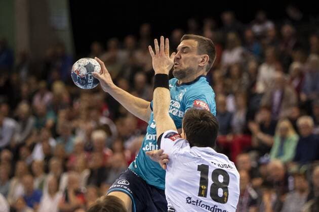 SG Flensburg-Handewitt vs Elverum Handball, Handball, EHF Champions League Gruppenphase, 18.09.19 Michel Jurecki (SG Flensburg-Handewitt, 55) gegen Jonas Burud (Elverum Handball, 18) Copyright: xBEAUTIFULxSPORTS MarioxM.xKobergx