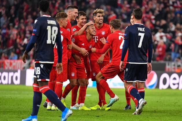 Bilder des Jahres 2019, Sport 09 September Sport Themen der Woche KW38 Sport Bilder des Tages SOCCER - CL, Bayern vs Red Star MUNICH,GERMANY,18.SEP.19 - SOCCER - UEFA Champions League, group stage, FC Bayern Muenchen vs Red Star Belgrade. Image shows the rejoicing of Bayern with Thomas Mueller (Bayern). GEPAxpictures xUlrichxGamel