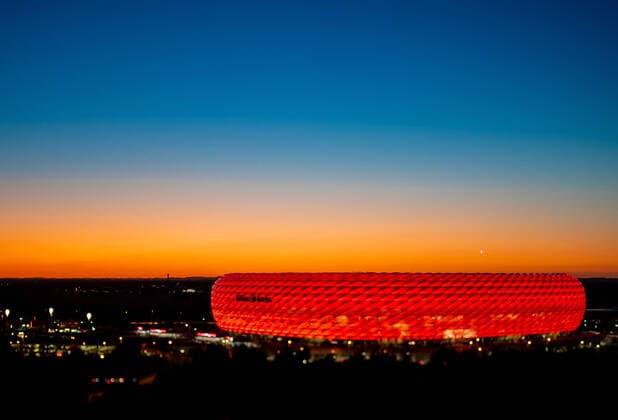 18. September 2019: Muenchen, Allianz Arena: Fussball UEFA Champions League, Vorrunde 1. Spieltag: FC Bayern Muenchen - Roter Stern Belgrad: Die Allianz Arena in Muenchen, Heimstaette von Fussball Bundesligist FC Bayern Muenchen.