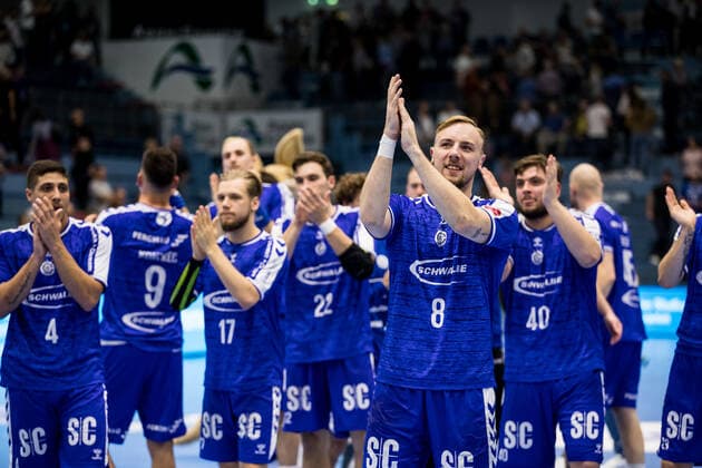2. Handball-Bundesliga; VfL Gummersbach - HSV Hamburg Der VfL Gummersbach feiert den zweiten Heimsieg, 2. Handball-Bundesliga VfL Gummersbach - HSV Hamburg; Gummersbach, Schwalbe arena Copyright: xBEAUTIFULxSPORTS Wunderlx