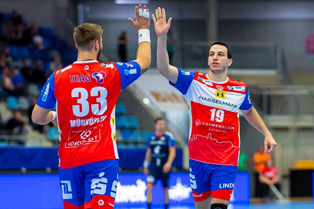 Bietigheim, Deutschland 25. August 2019: 2. BL - 19 20- SG BBM Bietigheim vs. ThSV Eisenach v.li. Justin Mürköster Muerkoester (Eisenach), Ante Tokic (Eisenach) Bietigheim Egetrans Arena Baden-Württemberg Deutschland