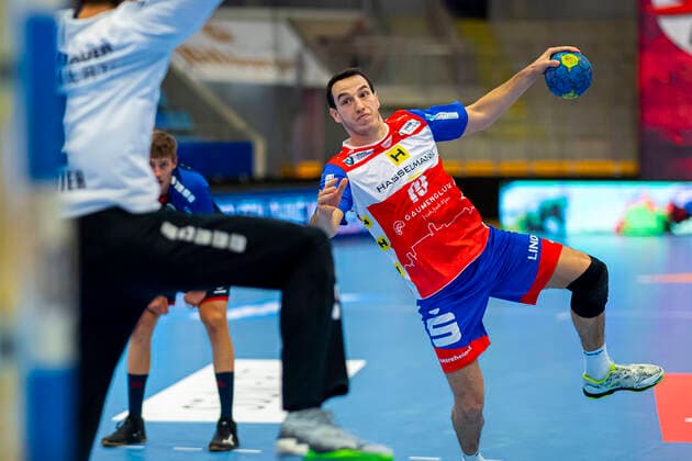 Bietigheim, Deutschland 25. August 2019: 2. BL - 19 20- SG BBM Bietigheim vs. ThSV Eisenach v.li. Torhueter Jonas Maier (SG BBM Bietigheim), Ante Tokic (Eisenach) Bietigheim Egetrans Arena Baden-Württemberg Deutschland
