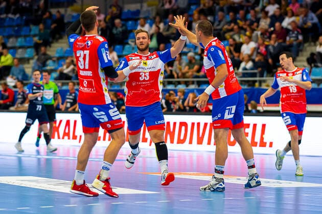 Bietigheim, Deutschland 25. August 2019: 2. BL - 19 20- SG BBM Bietigheim vs. ThSV Eisenach v.li. Andrej Obranovic (Eisenach), Justin Mürköster Muerkoester (Eisenach), Bietigheim Egetrans Arena Baden-Württemberg Deutschland