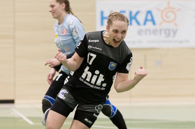 FSG Mainz 05 Budenheim - Buxtehuder SV,21.09.2019,GER,Handball, im Torjubel,Maike Schirmer,(Buxtehuder SV, 17), Eibner-Pressefoto Ulrich Scherbaum FSG Mainz 05 Budenheim - Buxtehuder SV Mainz-Budenheim Copyright: xEibner-Pressefoto UlrichxScherbax EP_usm