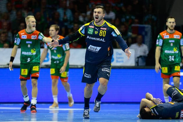 22.09.2019, xtgx, Handball Liqui Moly HBL, SC Magdeburg - Rhein Neckar Loewen emspor, v.l. Jannik Kohlbacher (Rhein Neckar Loewen, 80) Jubel, Torjubel, jubelt über das Tor, celebrate the goal, celebration GETEC Arena